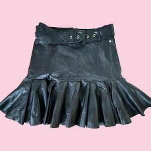 Euro Motivi black faux leather mini skirt with belt and ruffles